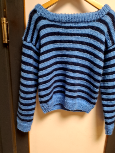 Blå sweater